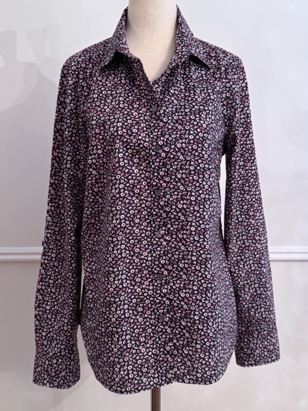 Talbots Navy Ditzy Floral Button Front Collared Shirt Cotton Long Sleeve Size 10